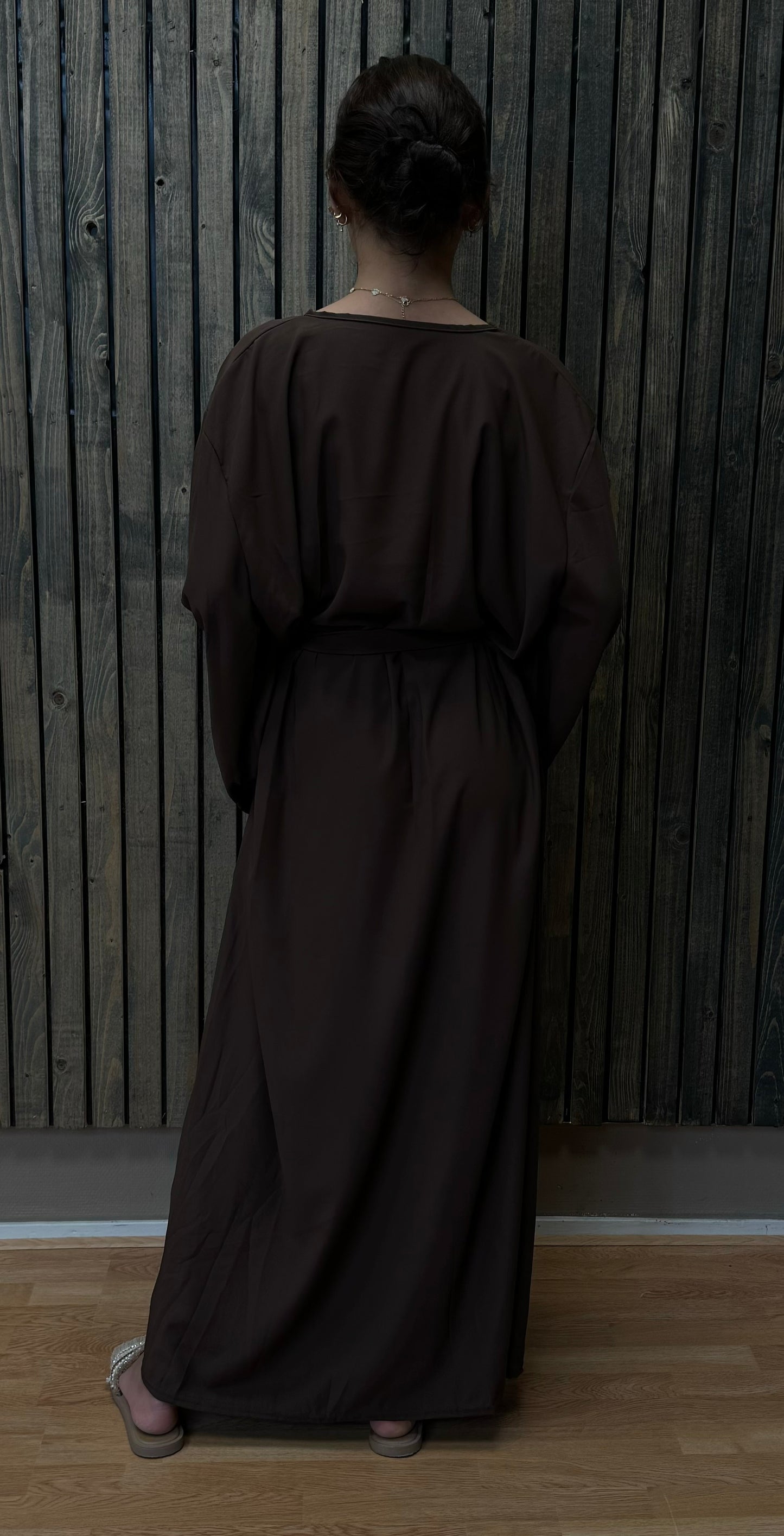 Abaya with belt and kimono sleeves