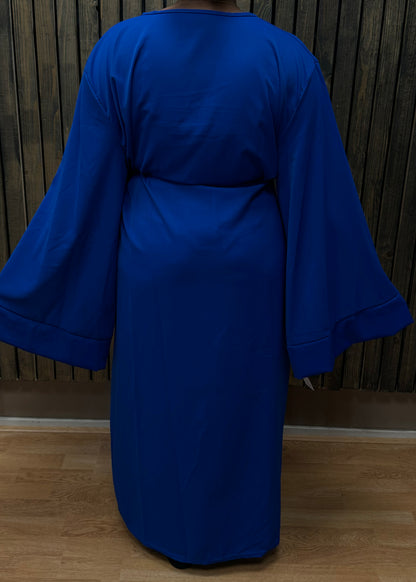 Abaya with belt and kimono sleeves