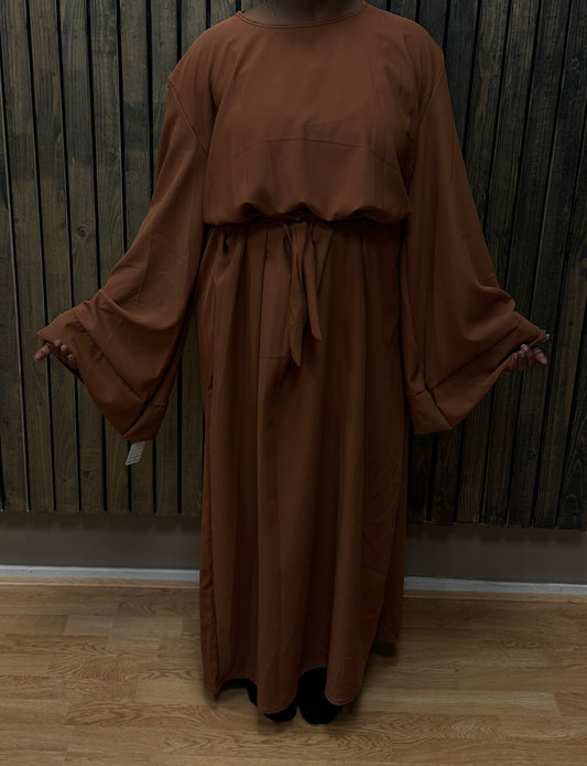 Abaya with belt and kimono sleeves